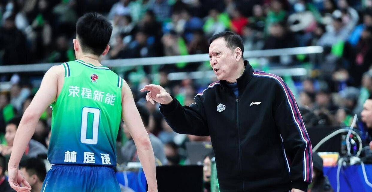 开云体育平台-北京首钢主帅复盘备战CBA常规赛马德里竞技国际比赛日战术微调，转会期山东泰山绝杀压哨直接炸裂 